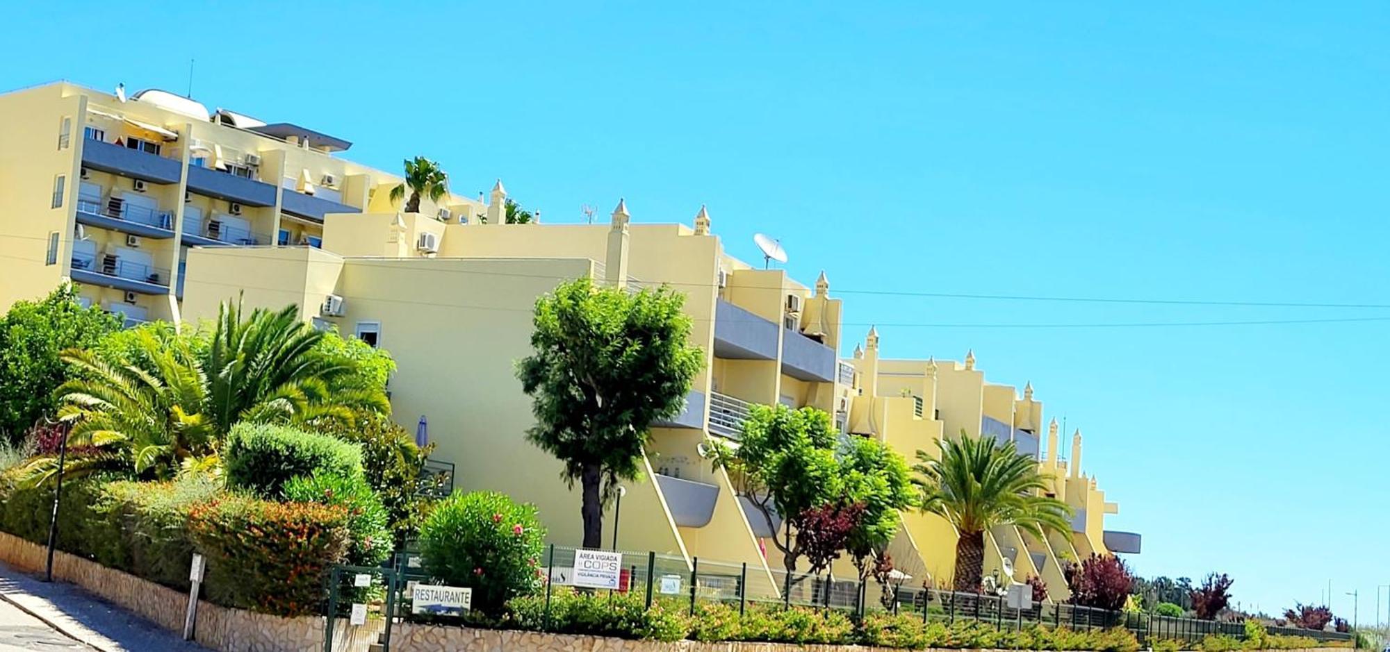 Lagos-Piscine Et Mer- Condominio Do Mar Kültér fotó